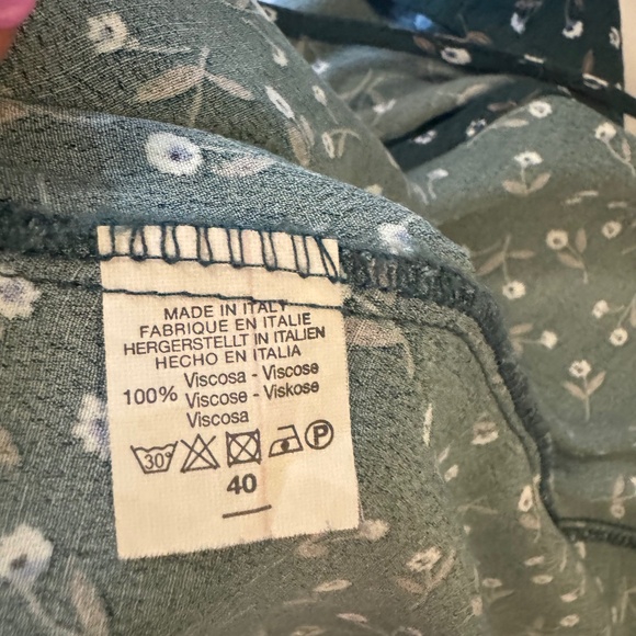 Brandy Melville Flower Wrap Dress - Picture 7 of 7